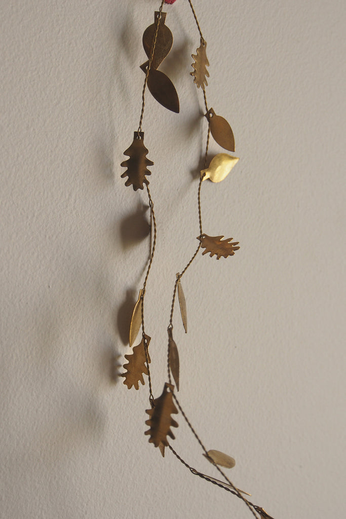 Fog Linen Work - Brass Leaf Garland - Kura Studio